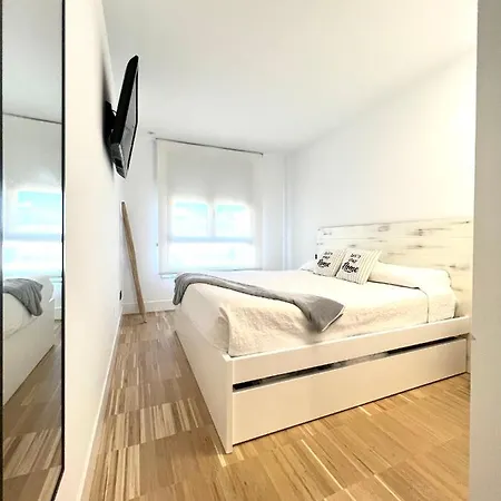 Apartamento Nuevo En Playa Sanxenxo, Con Garaje *